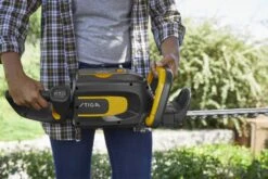 Stiga HT 700e Accu Heggenschaar Body - 56cm - 34mm -HandelFix Winkel 05fde892365e5477d0fe25974b7e1340