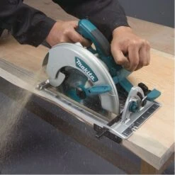 Makita 5008MG Cirkelzaag - 1800W - 210mm 17 Makita 5008MG Cirkelzaag - 1800W - 210mm -HandelFix Winkel 07dff3cfef0cb5c6333c161b90289a09