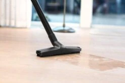 Nilfisk BUDDY II 12 Stofzuiger - 1200W - 12L -HandelFix Winkel 12577399e68cd21003bfd02f700a5c79