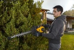 Stiga HT 525 Benzine Heggenschaar - 22,5cc - 0,65kW - 2-takt - 46cm - 35mm -HandelFix Winkel 1948bd02746a14e132b1285d57b78f6b