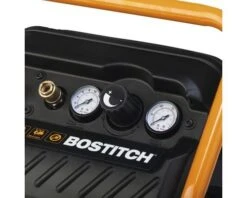 Bostitch RC10SQ-E Compressor - 9,4l - 13,8 Bar 10 Bostitch RC10SQ-E Compressor - 9,4l - 13,8 Bar -HandelFix Winkel 247a87c5166c31f713d4e15e2ef4079f