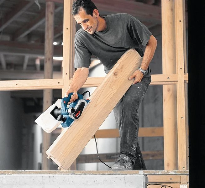 Bosch GHO 26-82 D Schaafmachine - 710W - 2,6mm - 06015A4301 8 Bosch GHO 26-82 D Schaafmachine - 710W - 2,6mm - 06015A4301 - Afbeelding 6