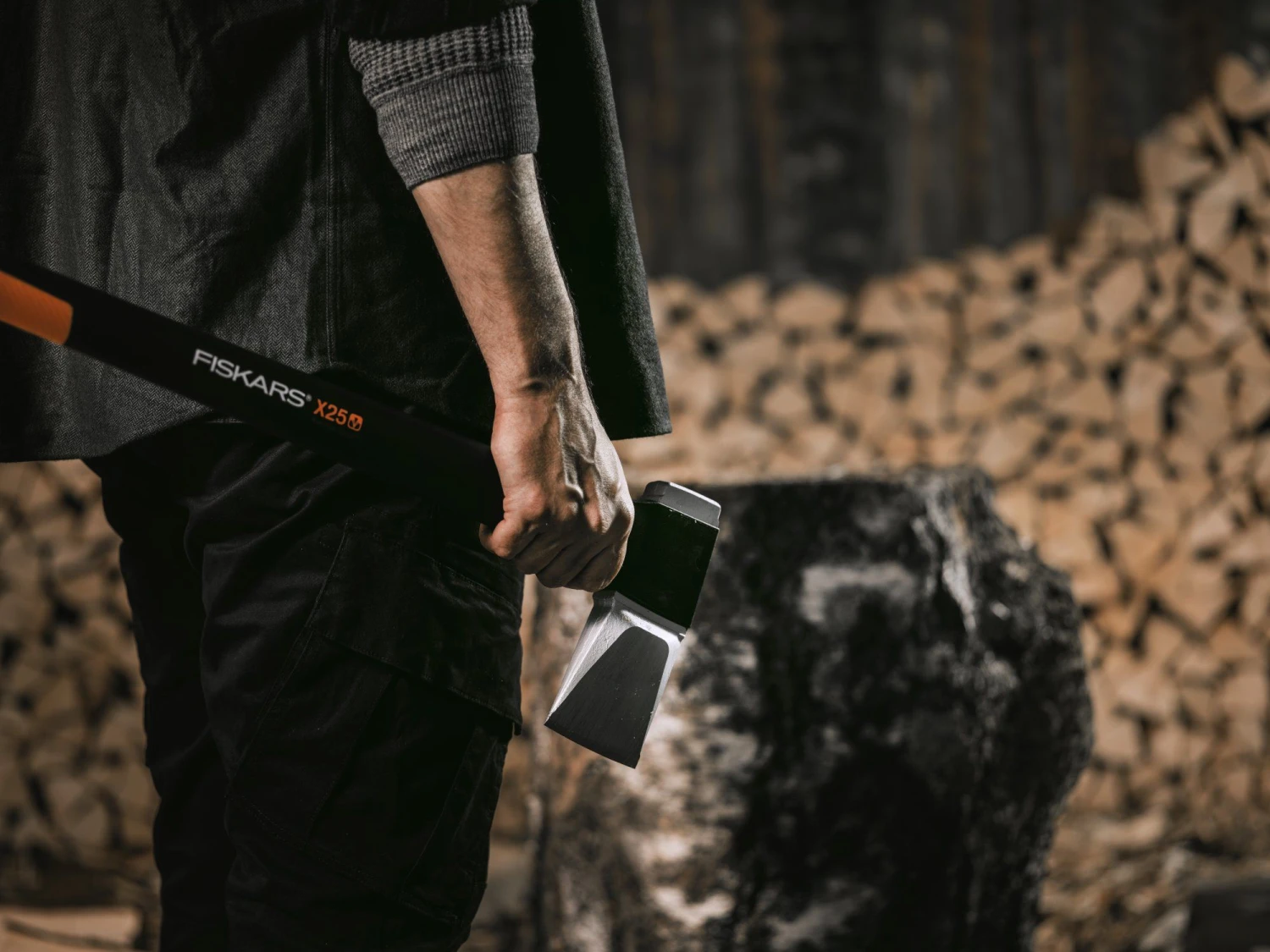 Fiskars X25 Kloofbijl - XL - 720mm - 122483 8 Fiskars X25 Kloofbijl - XL - 720mm - 122483 - Afbeelding 6