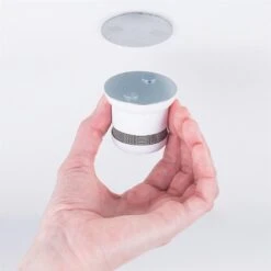 Smartwares 10.018.33 Universele Bevestigingsset Voor Rookmelders - 2 Stuks -HandelFix Winkel 31feec1e221e91bb3c059d029fa340ce