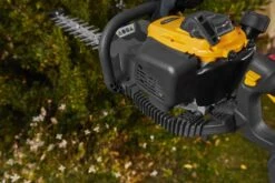 Stiga HT 525 Benzine Heggenschaar - 22,5cc - 0,65kW - 2-takt - 46cm - 35mm -HandelFix Winkel 3759f9ede56d0f0a48840819f763e954