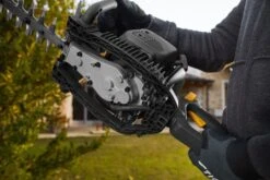 Stiga HT 525 Benzine Heggenschaar - 22,5cc - 0,65kW - 2-takt - 46cm - 35mm -HandelFix Winkel 412ae05eb198a83a006e794460cde982