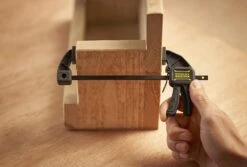 Stanley FMHT0-83231 FatMax Eenhandsklem S - 120mm 6 Stanley FMHT0-83231 FatMax Eenhandsklem S - 120mm -HandelFix Winkel 415c60ed87bec91bddaec659cc42ca5c