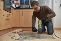 Ryobi RSDS680-K SDS-plus Combihamer In Koffer - 680W - 2,1J - 5133002444 -HandelFix Winkel 43b96bf3a6035fe91d365ba8203c6c95