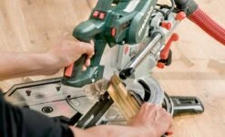 Metabo KGSV 72 XACT Afkortzaag - 1800W - 216 X 30mm - 611216000 11 Metabo KGSV 72 XACT Afkortzaag - 1800W - 216 X 30mm - 611216000 -HandelFix Winkel 45724040d599fb4a5ebc1e626062f838