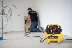 Powerplus POWX1721 Compressor - 1100W - 6L - Olievrij -HandelFix Winkel 4d277b70a8f47ea5b9ed52ea04bf978d
