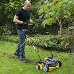 Powerplus POWXG7516 Verticuteerder / Verluchter - 1800W - 360mm -HandelFix Winkel 67e1451dc41420a45d1ea852c07f7875