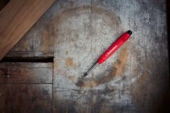 Hultafors HDM Vulpotlood - Met Holster - Ingebouwde Puntenslijper - 2mm - 650100 -HandelFix Winkel 7252eba4e7fb97420b481b3aeb351421