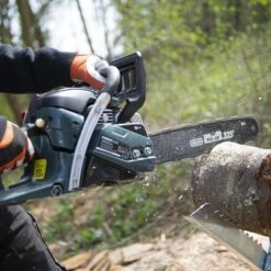 Powerplus POWPG20130 Kettingzaag - 45.4cc - 450mm -HandelFix Winkel 92718a3d27243acc6a8eb8eec131c163