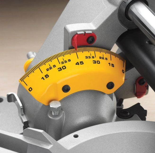 DeWalt DWS780S Afkortzaag Met XPS Zaaglijnindicator - 1675W - 305 X 30mm - DWS780S-QS 4 DeWalt DWS780S Afkortzaag Met XPS Zaaglijnindicator - 1675W - 305 X 30mm - DWS780S-QS - Afbeelding 2