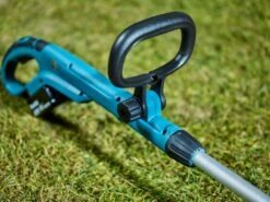 Makita DUR181PT4J 18V Li-Ion Accu Grastrimmer Set (4x 5,0Ah) Incl. Mbox - 260mm -HandelFix Winkel 9b451646d8994a2693b5fd69f52676b1 1