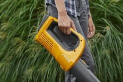 Stiga BL 100e Kit Accu Bladblazer Set (1x 4,0Ah) - 32m/s - 7,8m³/min -HandelFix Winkel 9c539bbf87e9a794c07187b7f85673b9