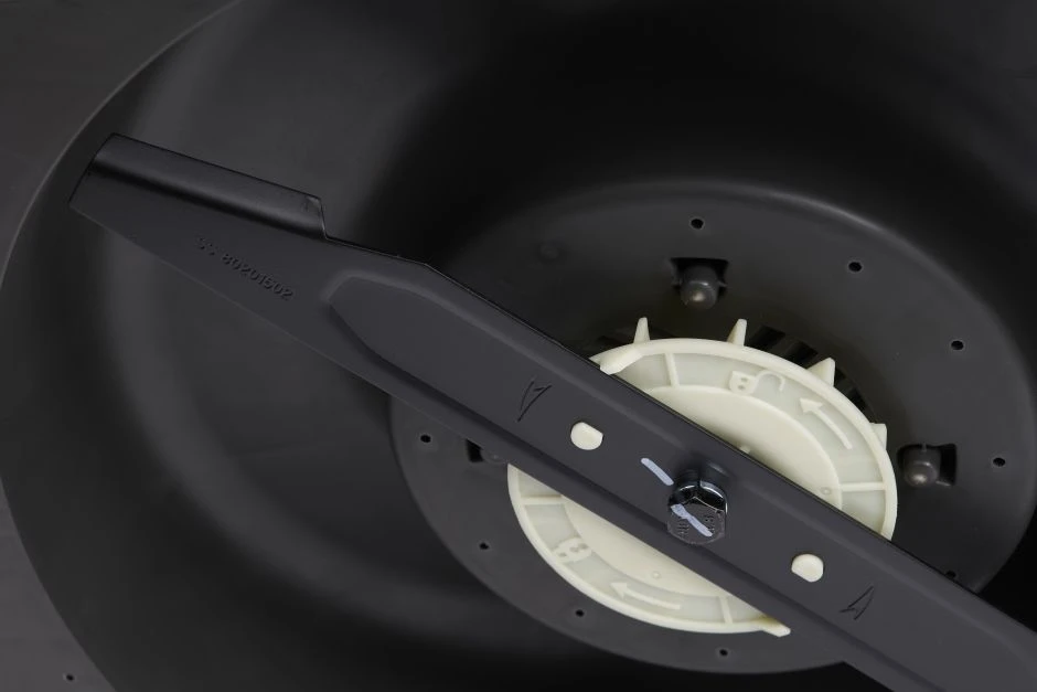 Stiga COLLECTOR 140e Kit Accu Loopmaaier Set (2x 4,0Ah) - 38cm 11 Stiga COLLECTOR 140e Kit Accu Loopmaaier Set (2x 4,0Ah) - 38cm - Afbeelding 9