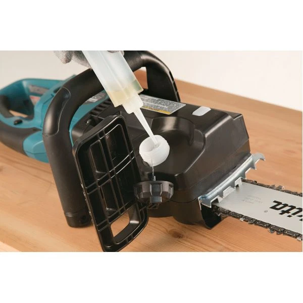 Makita UC3551A Kettingzaag - 2000W - 350mm 6 Makita UC3551A Kettingzaag - 2000W - 350mm - Afbeelding 4