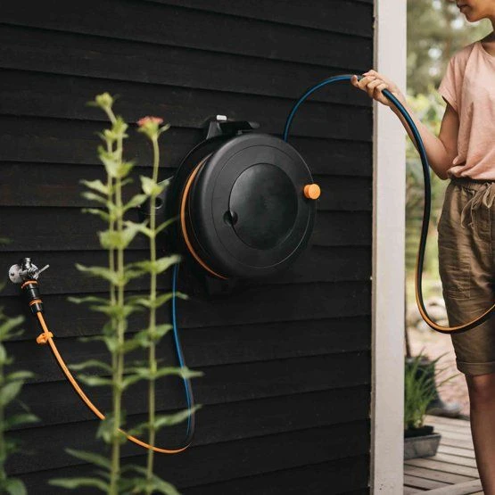 Fiskars 1057238 Solid Slanghaspel M - 20m 8 Fiskars 1057238 Solid Slanghaspel M - 20m - Afbeelding 6