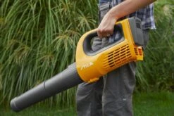 Stiga BL 100e Kit Accu Bladblazer Set (1x 4,0Ah) - 32m/s - 7,8m³/min -HandelFix Winkel c797a45546ff0acd20d0a1ddf326163a