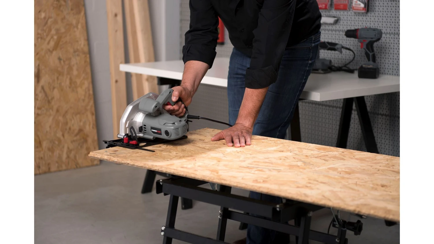 Powerplus POWE30050 Cirkelzaag - 1200W - 185mm 10 Powerplus POWE30050 Cirkelzaag - 1200W - 185mm - Afbeelding 8