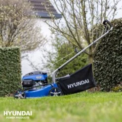 Hyundai 57021 Benzine Grasmaaier - 79,8cc - 4-takt - 400mm 16 Hyundai 57021 Benzine Grasmaaier - 79,8cc - 4-takt - 400mm -HandelFix Winkel df7ae086a2345e6499d4ba2dee5aadab