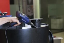 Weldy HG 530-A Heteluchtpistool Incl. 4 Mondstukken - 2300W -HandelFix Winkel e3b8f4d97c5c2e163a96ad86e2ce5d1a