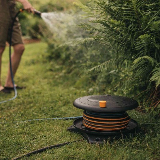 Fiskars 1057238 Solid Slanghaspel M - 20m 7 Fiskars 1057238 Solid Slanghaspel M - 20m - Afbeelding 5