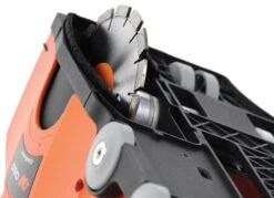 Spit D60 Sleuvenzaagmachine Set In Koffer - 1600W - 140mm - Incl. Diamantschijven 14 Spit D60 Sleuvenzaagmachine Set In Koffer - 1600W - 140mm - Incl. Diamantschijven -HandelFix Winkel e6ddb18118a59b4190a0a4b77e43cf3a