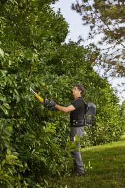 Stiga HT 900e Accu Heggenschaar Body - 60cm - 40mm -HandelFix Winkel ee7e978ca086c2aa354911c4cc7f2351