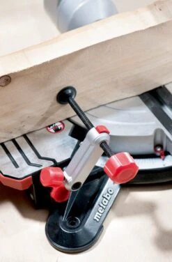 Metabo KGSV 216 M Afkortzaag - 1700W - 216 X 30mm - 619261000 9 Metabo KGSV 216 M Afkortzaag - 1700W - 216 X 30mm - 619261000 -HandelFix Winkel f8613c3aca7eead550df893fda6ad627