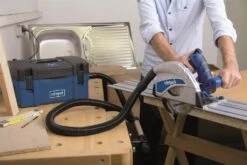 Scheppach PL55 Invalzaag - 1200W - 160mm - Incl. Geleiderail - 5901802915 -HandelFix Winkel fa5b64e75edf4085541c07f11e312eea