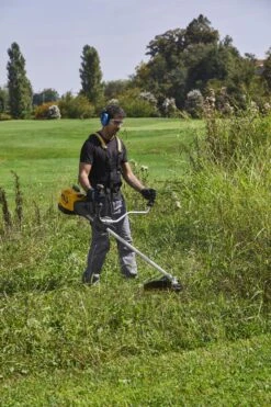 Stiga BC 760 B Benzine Bosmaaier - 52,8cc - 1,7kW - 2-takt - 45cm -HandelFix Winkel ff06785278550836bc51130703f3ef65